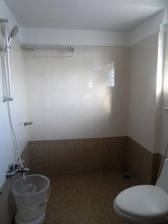 Psr Hotel Tirupati Ngoại thất bức ảnh
